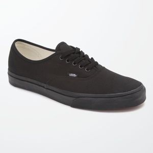 Women’s black Vans size 5